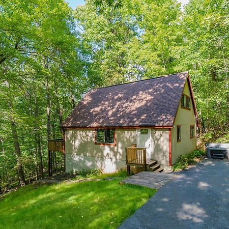 Modern Chalet Cabin W Hot Tub, Deck&Grill, & Wifi! 인우드 외부 사진