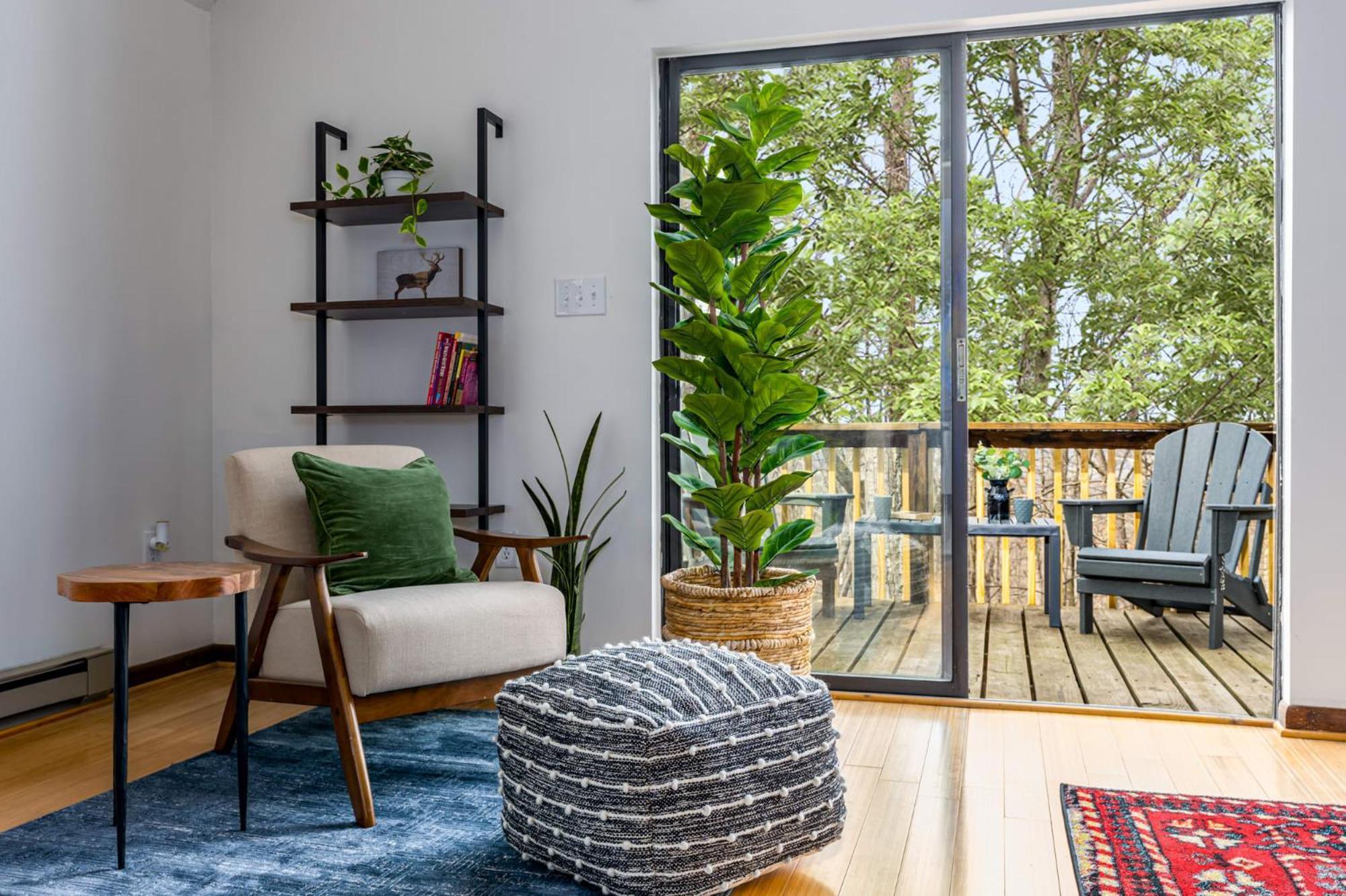 Modern Chalet Cabin W Hot Tub, Deck&Grill, & Wifi! 인우드 외부 사진