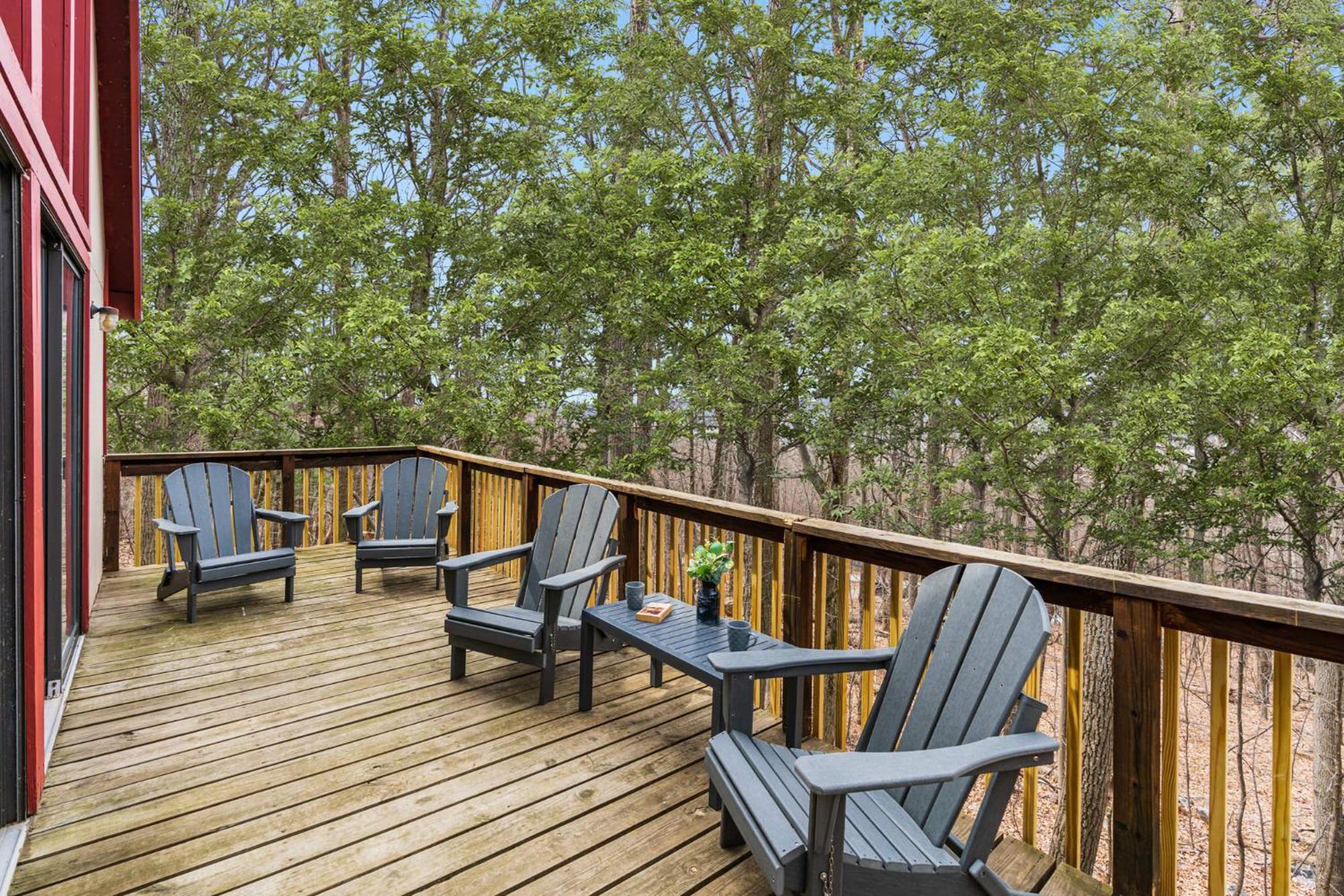Modern Chalet Cabin W Hot Tub, Deck&Grill, & Wifi! 인우드 외부 사진