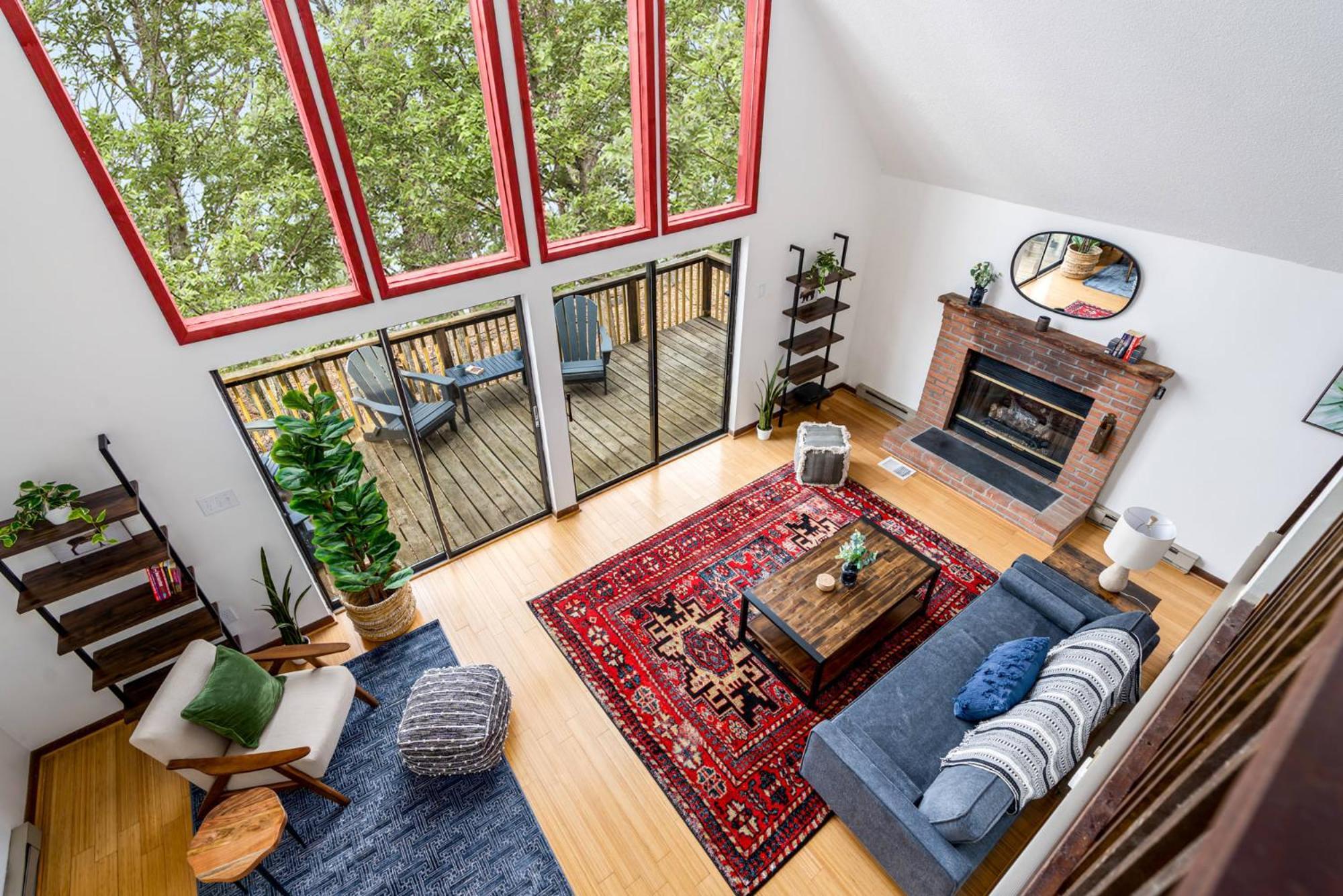 Modern Chalet Cabin W Hot Tub, Deck&Grill, & Wifi! 인우드 외부 사진